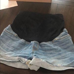 Maternity shorts